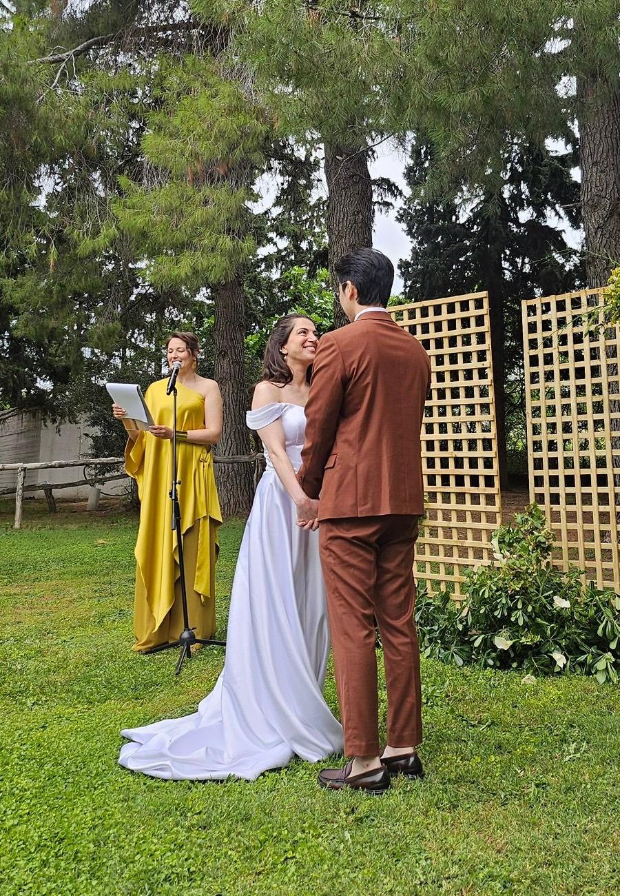 Wedding celebrant leading a ceremony in Thessaloniki, Greece