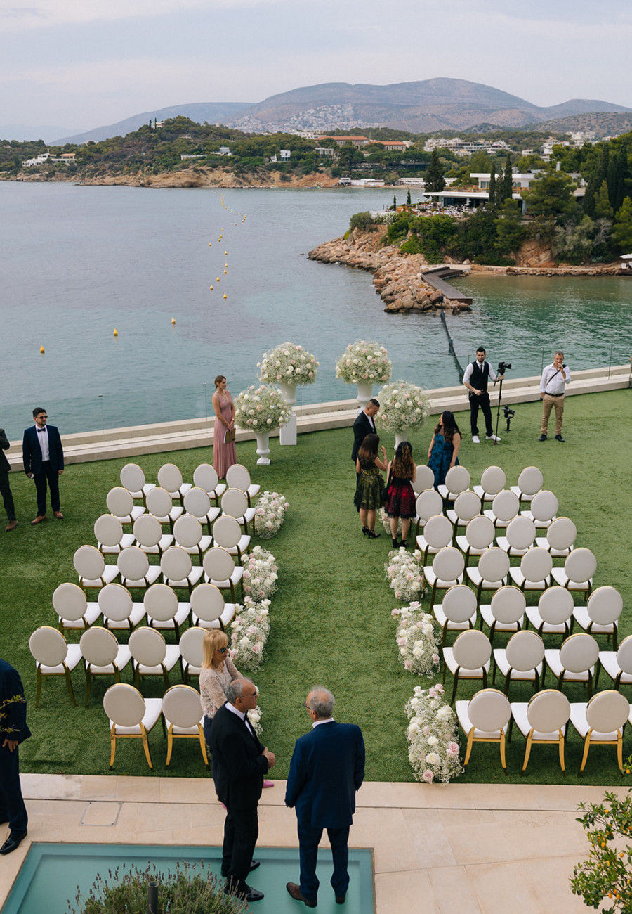 Wedding celebrant in hotel Four Seasons Athens, Greece