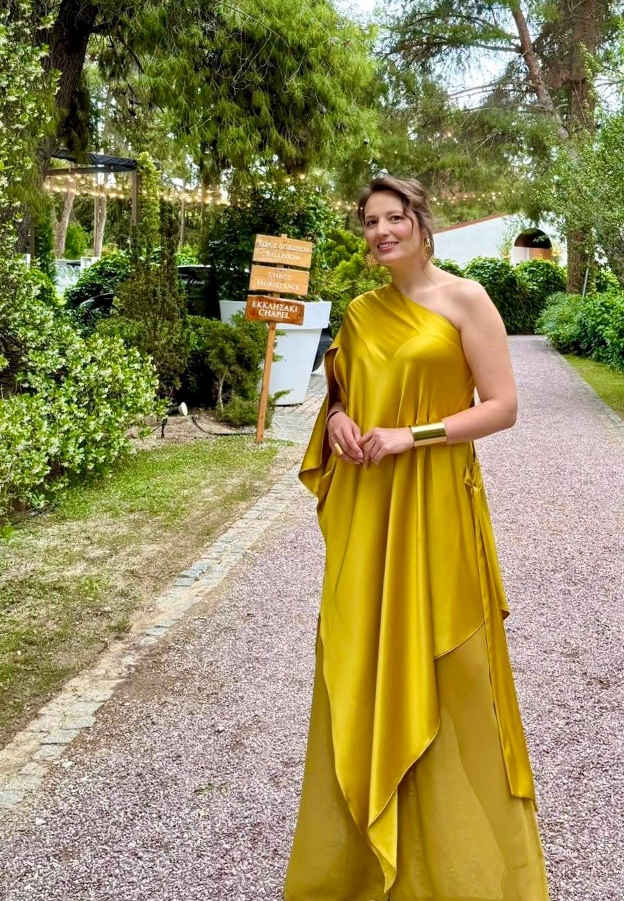 Wedding ceremony in English and in Greek in Thessaloniki, Greece
